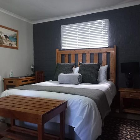 Hermanus 13 On 2Nd Guest Rooms Exterior photo